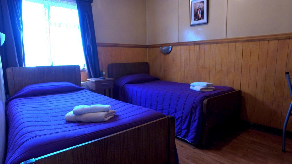 Hostal Victoria Punta Arenas Dış mekan fotoğraf